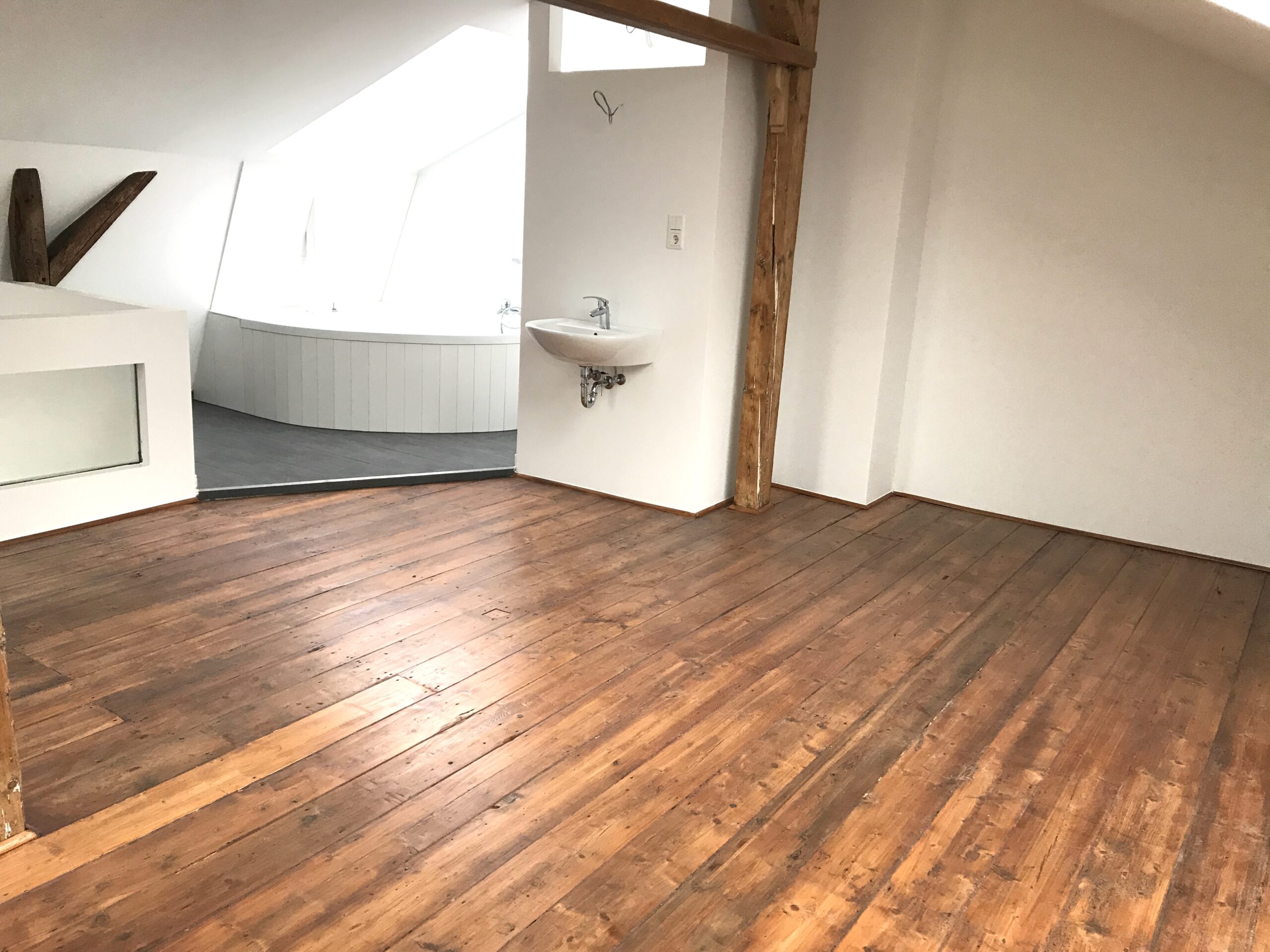 Ensuitebad im Spitzboden